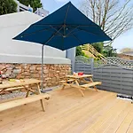 Admirals Place - Contemporary Townhouse With Spacious And Flexible Accommodation
