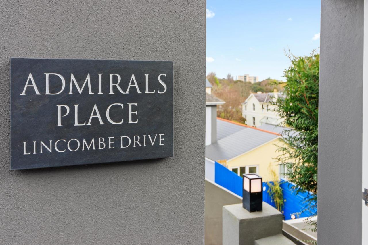 Admirals Place - Contemporary Townhouse With Spacious And Flexible Apartment
