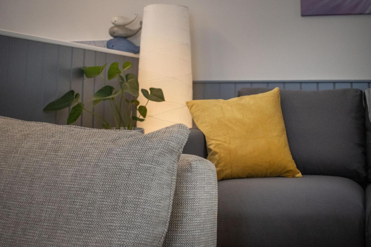 Apartment Admirals Place - Contemporary Townhouse With Spacious And Flexible